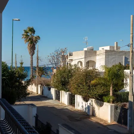 The Little Eagle - Apartment With Terrace Argegno Exterior photo