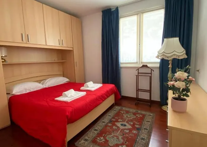 The Little Eagle - Apartment With Terrace